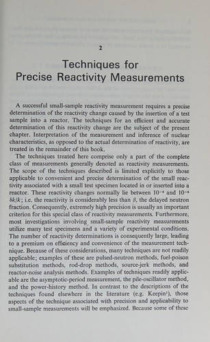 Small-sample reactivity measurements in nuclear reactors